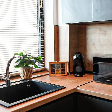 за гости танчеви Karlovo