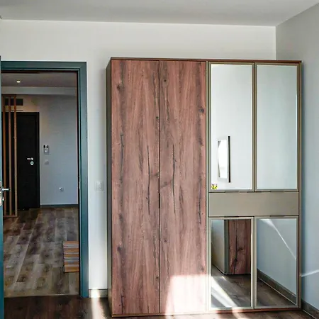 за гости танчеви Karlovo